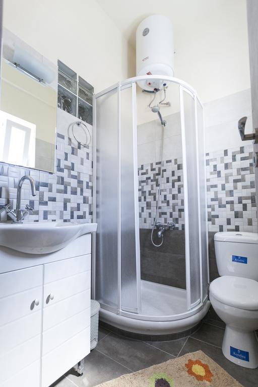 Nomads Rooms Tríkala Стая снимка