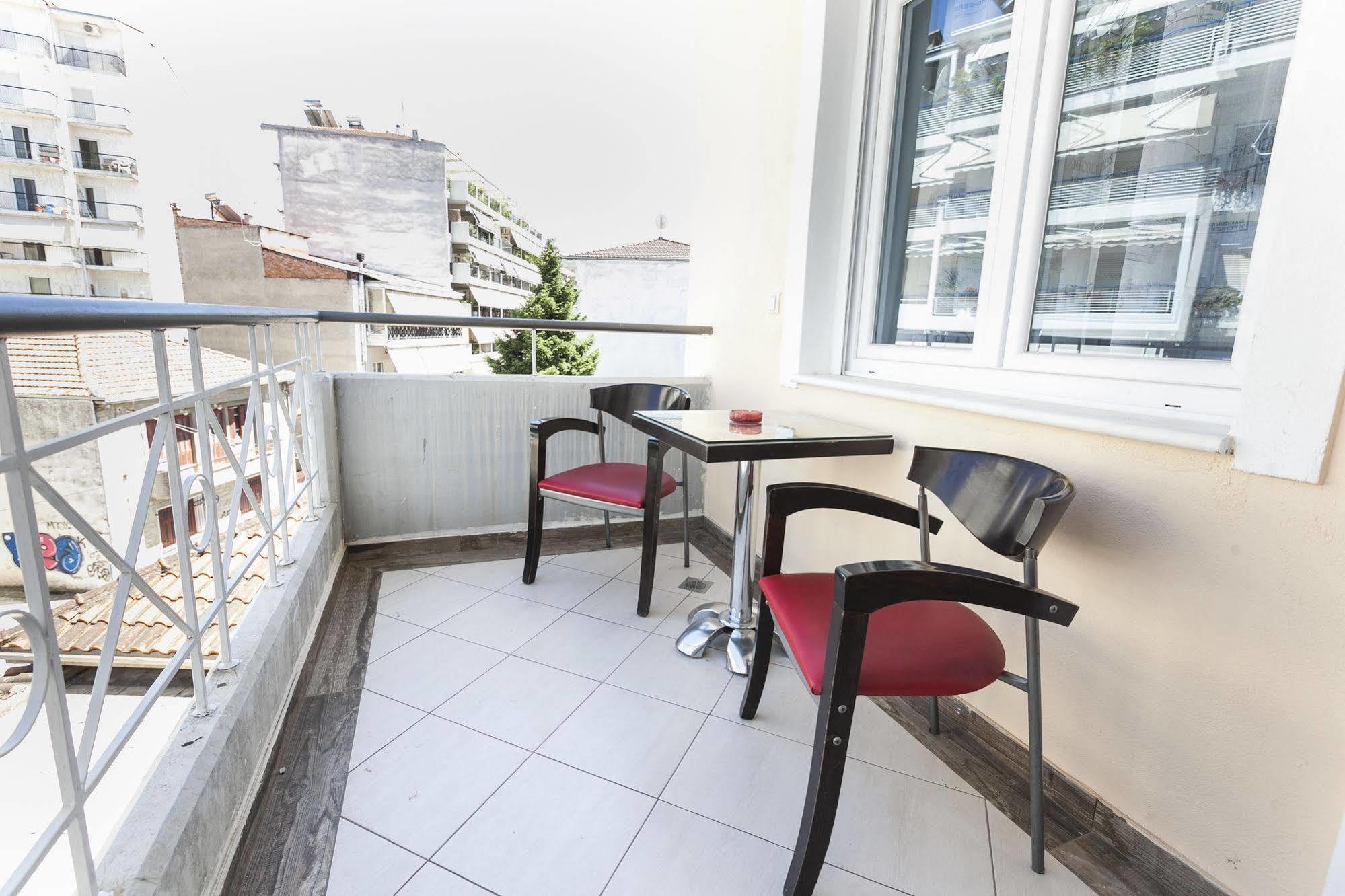 Nomads Rooms Tríkala Екстериор снимка
