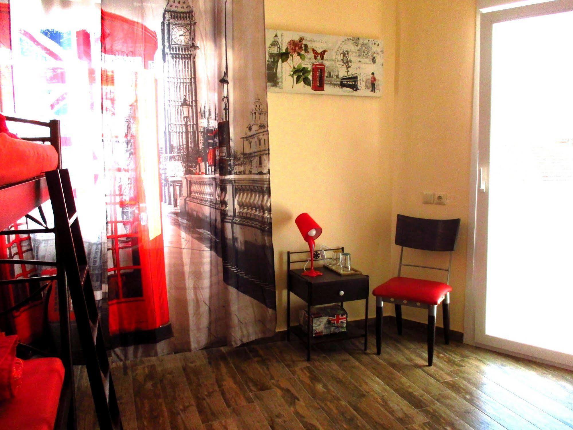 Nomads Rooms Tríkala Екстериор снимка