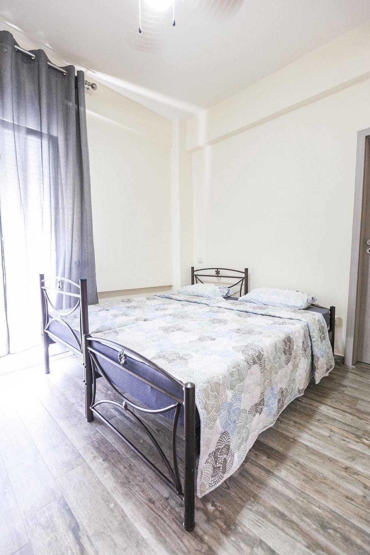 Nomads Rooms Tríkala Екстериор снимка