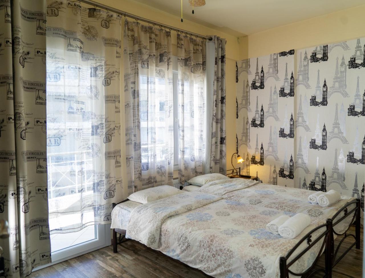 Nomads Rooms Tríkala Екстериор снимка