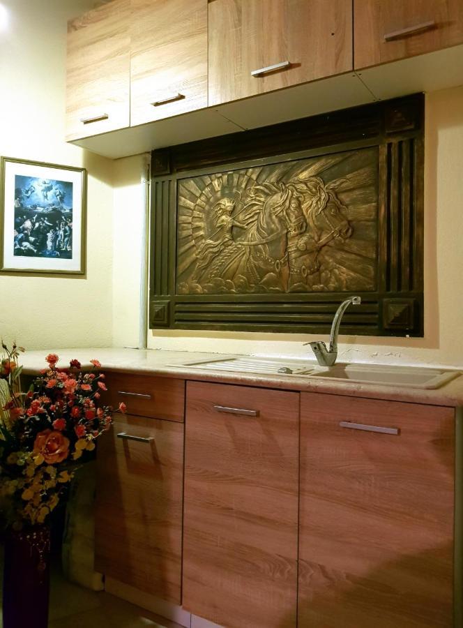 Nomads Rooms Tríkala Екстериор снимка